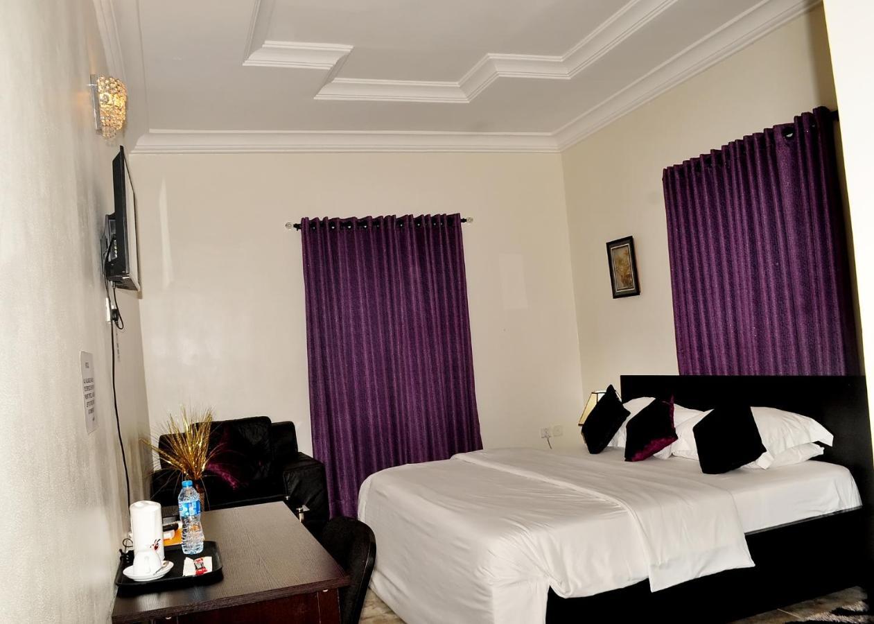 לגוס J Gibson Hotel מראה חיצוני תמונה