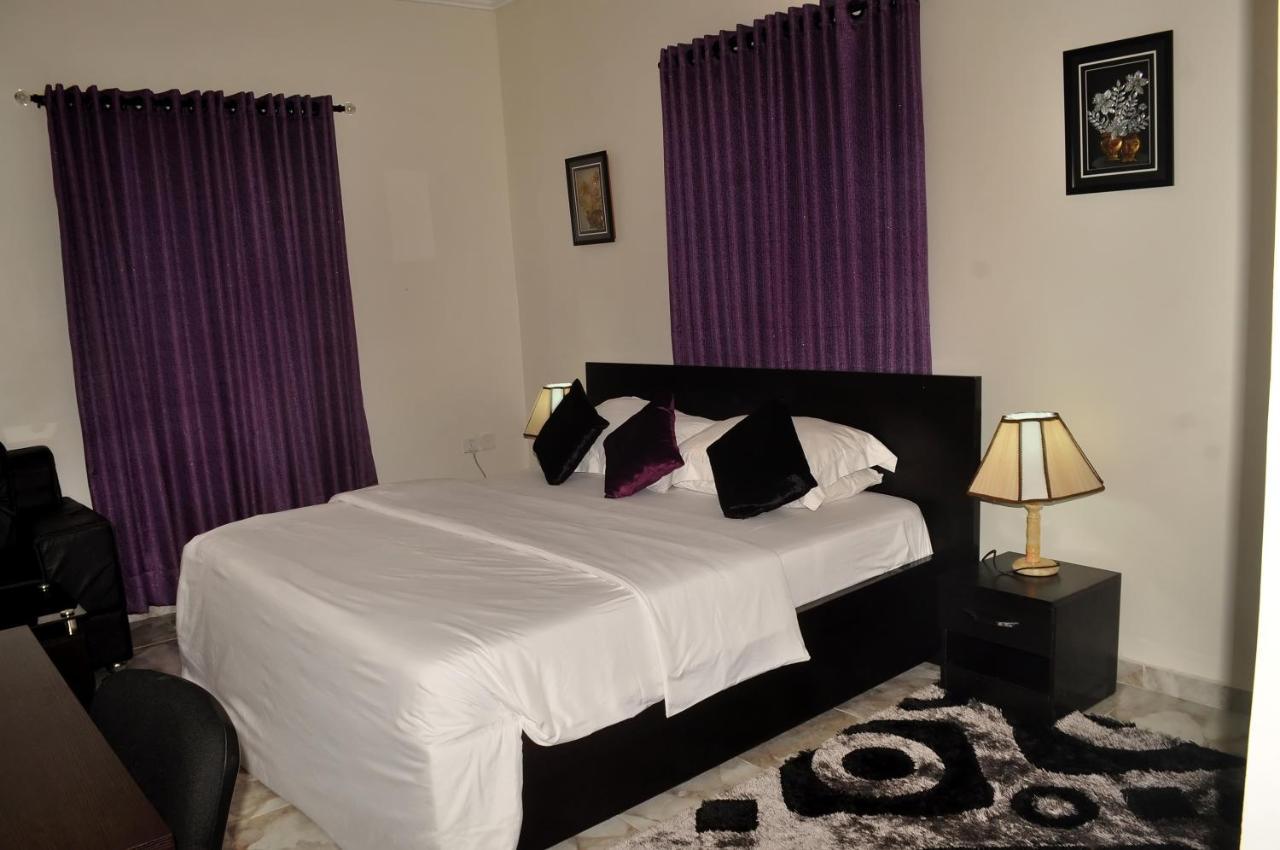 לגוס J Gibson Hotel מראה חיצוני תמונה