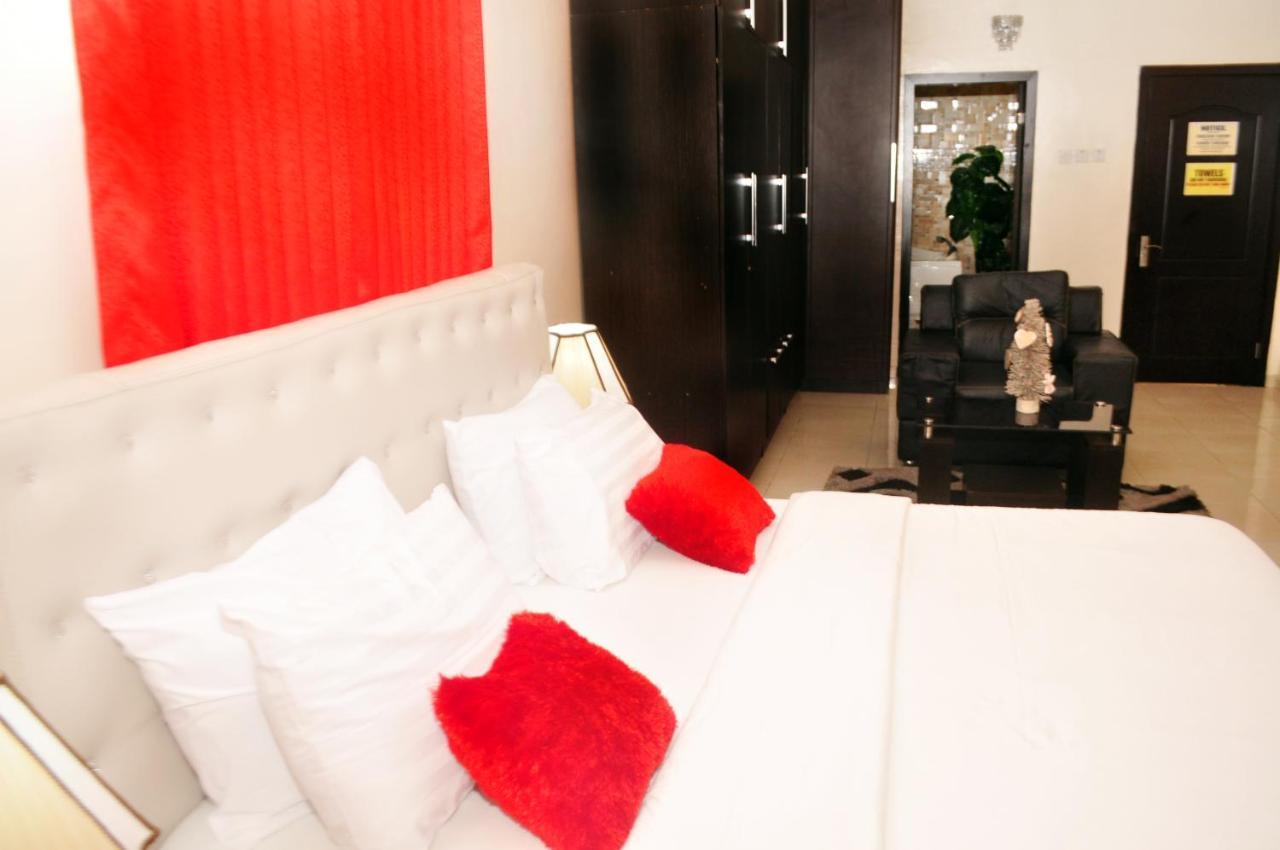 לגוס J Gibson Hotel מראה חיצוני תמונה