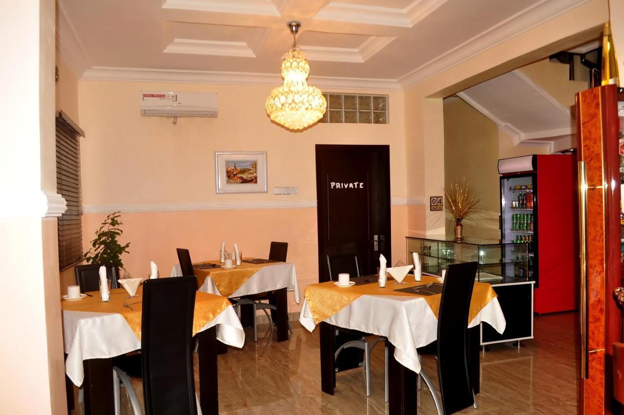 לגוס J Gibson Hotel מראה חיצוני תמונה