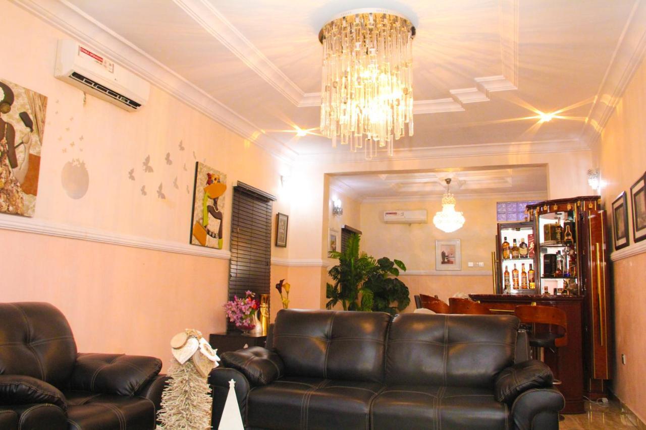 לגוס J Gibson Hotel מראה חיצוני תמונה