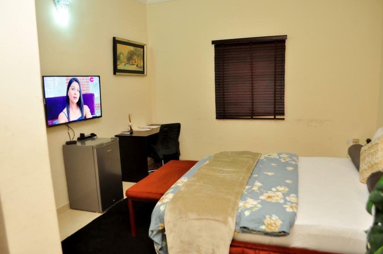 לגוס J Gibson Hotel מראה חיצוני תמונה